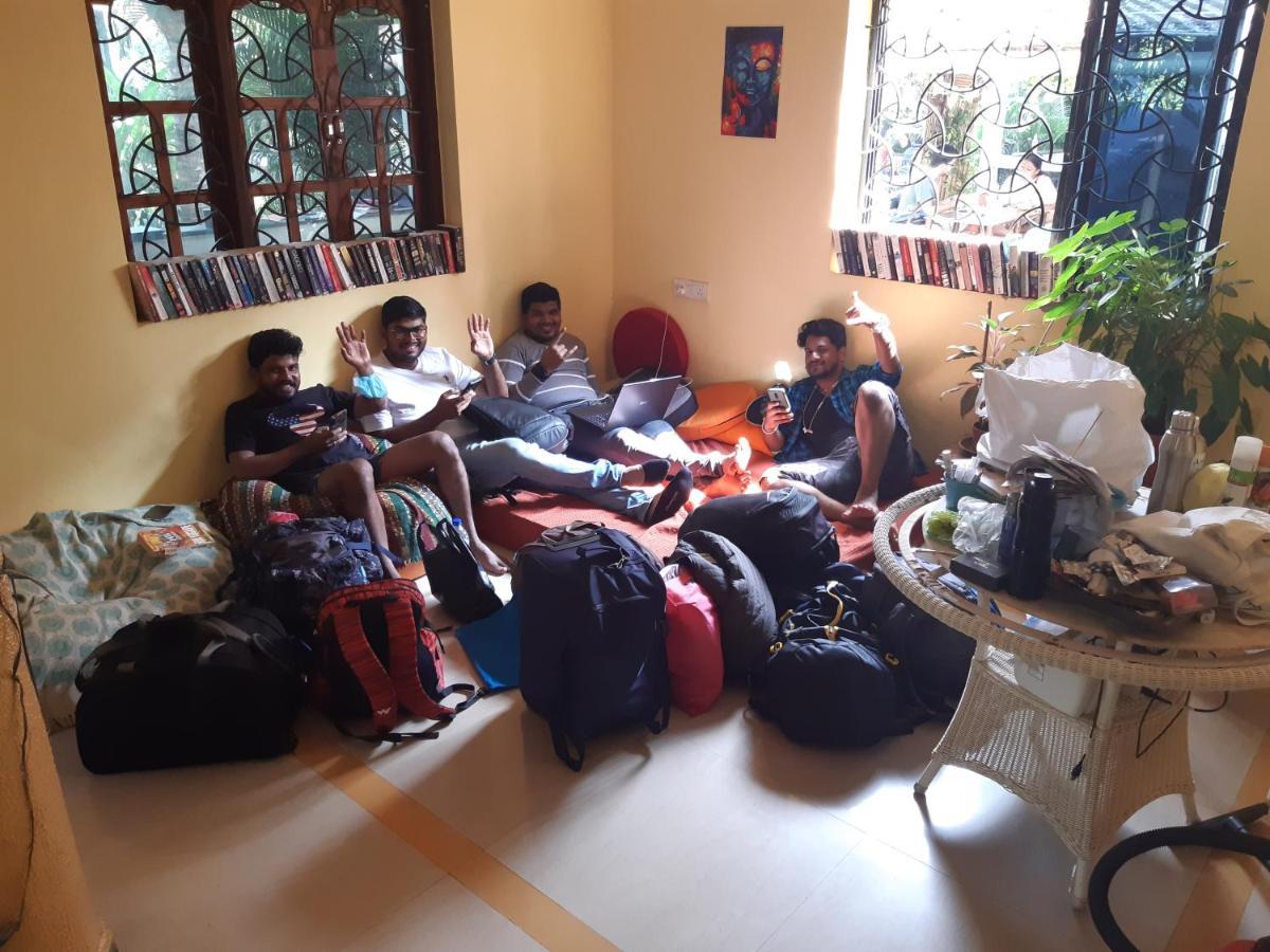 Red Monkeys Hostel Arambol Extérieur photo
