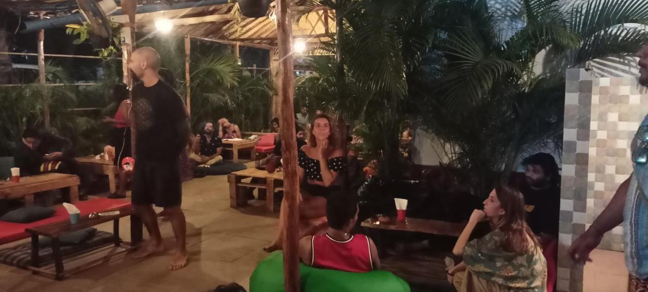 Red Monkeys Hostel Arambol Extérieur photo