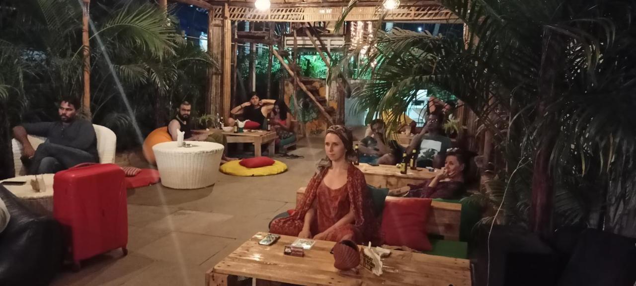 Red Monkeys Hostel Arambol Extérieur photo
