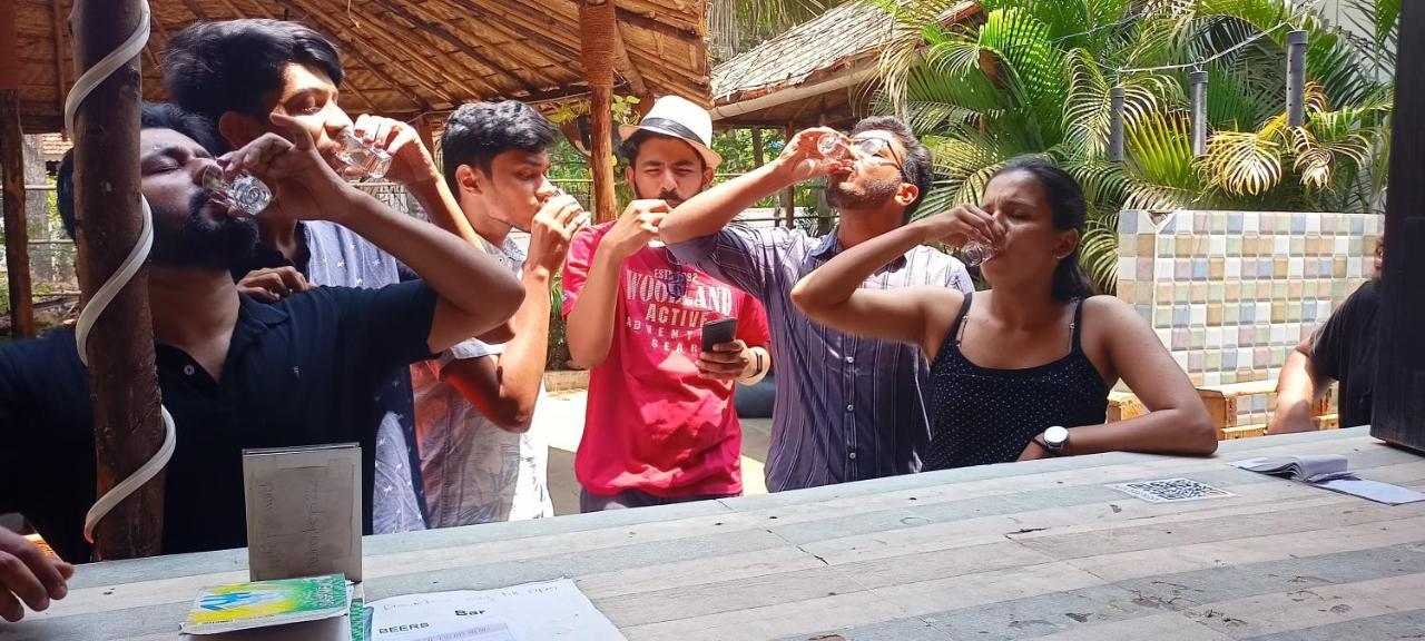 Red Monkeys Hostel Arambol Extérieur photo